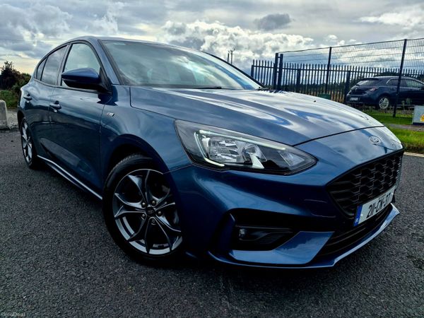 Ford Focus Hatchback, Diesel, 2021, Blue