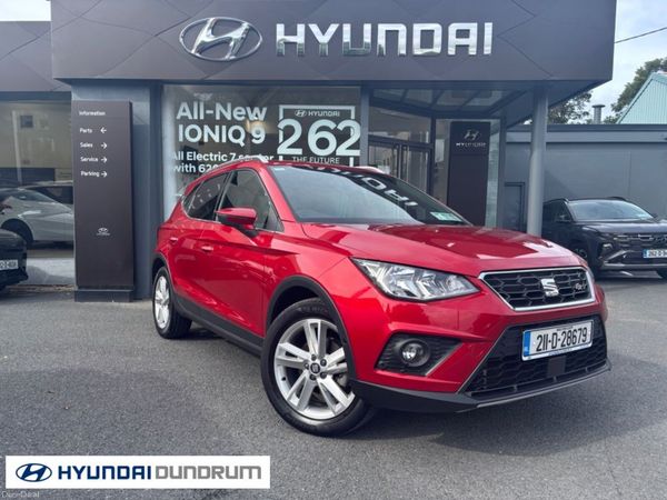SEAT Arona Hatchback, Petrol, 2021, Red