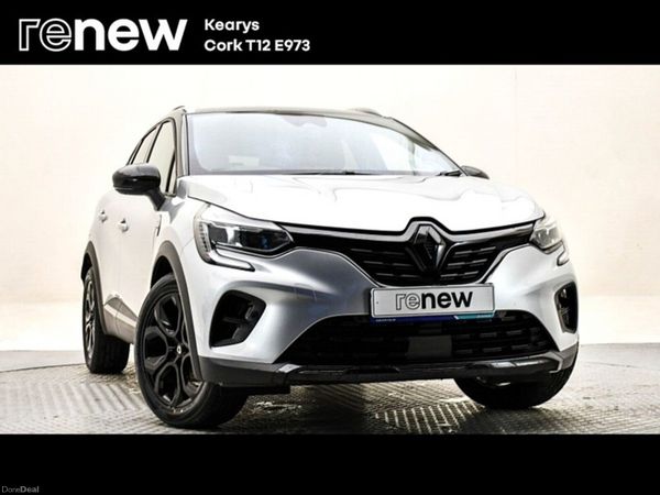 Renault Captur SUV, Petrol, 2022, Silver