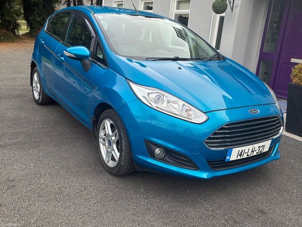 Ford Fiesta Hatchback, Petrol, 2014, Blue