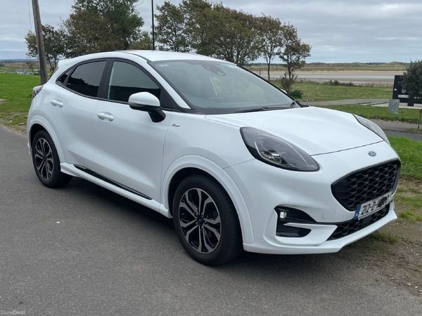Ford Puma MPV, Petrol Hybrid, 2021, White
