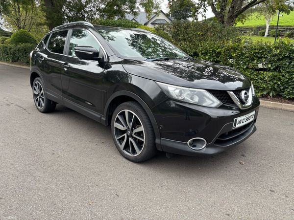 Nissan Qashqai Hatchback, Diesel, 2014, Black