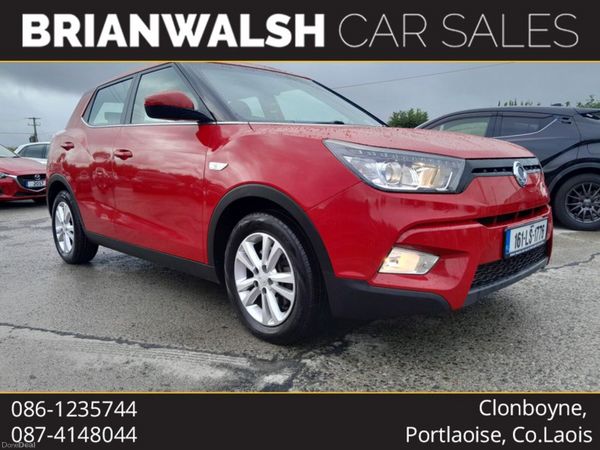 SsangYong Tivoli Hatchback, Diesel, 2016, Red
