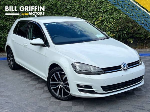 Volkswagen Golf Hatchback, Petrol, 2017, White