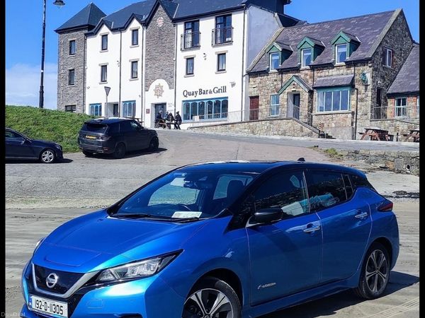 Nissan Leaf Hatchback, Electric, 2019, Blue