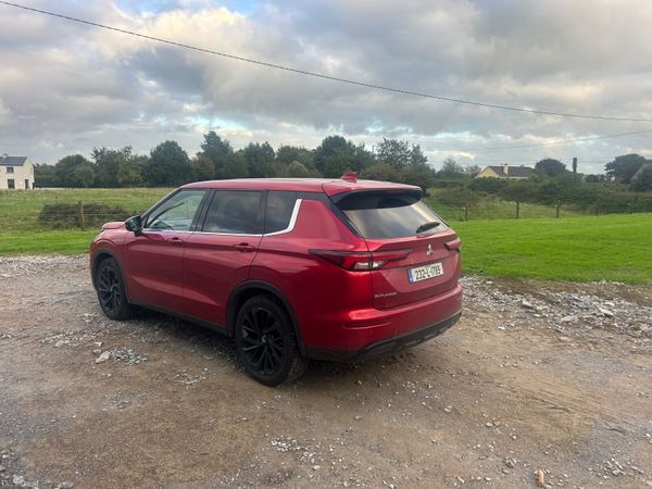 Mitsubishi Outlander SUV, Petrol, 2023, Red