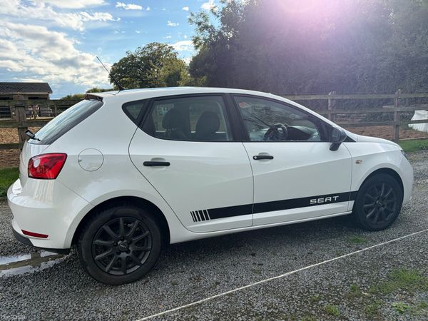 SEAT Ibiza Hatchback, Petrol, 2015, White