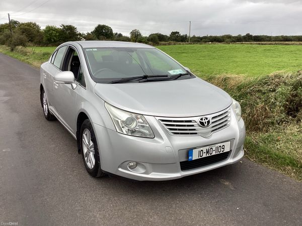Toyota Avensis Saloon, Diesel, 2010, Silver