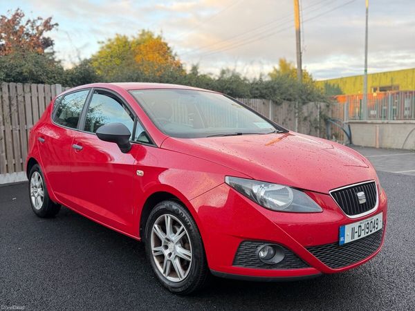 SEAT Ibiza MPV, Petrol, 2011, Red
