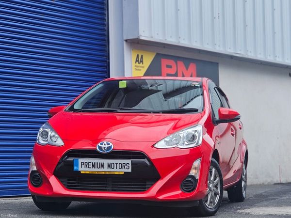 Toyota Aqua Hatchback, Petrol Hybrid, 2016, Red