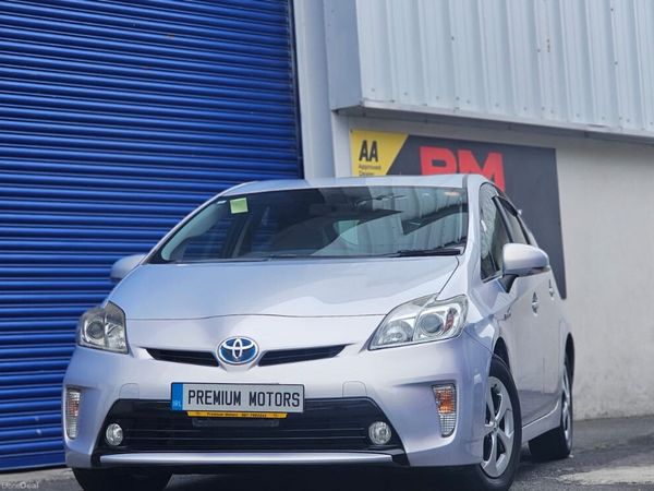 Toyota Prius Hatchback, Petrol Hybrid, 2014, Blue