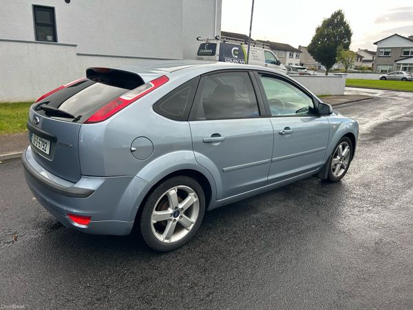 Ford Focus Hatchback, Petrol, 2008, Blue