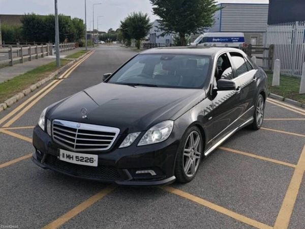 Mercedes-Benz E-Class Saloon, Diesel, 2011, Black