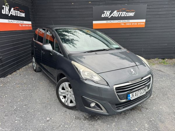 Peugeot 5008 MPV, Diesel, 2010, Grey