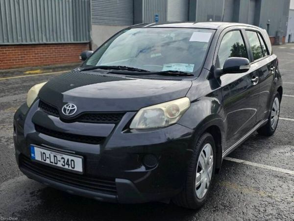 Toyota Urban Cruiser SUV, Petrol, 2010, Black