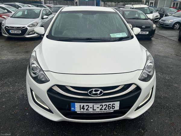Hyundai i30 Hatchback, Diesel, 2014, White