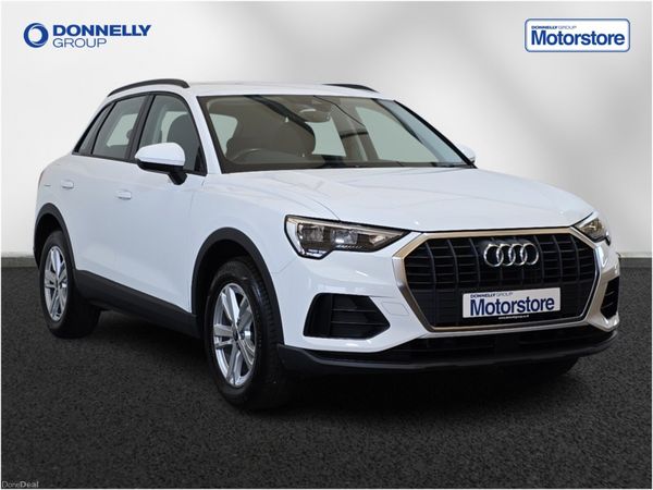 Audi Q3 Estate, Petrol, 2023, White