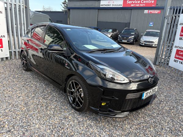 Toyota Aqua Hatchback, Petrol Hybrid, 2020, Black