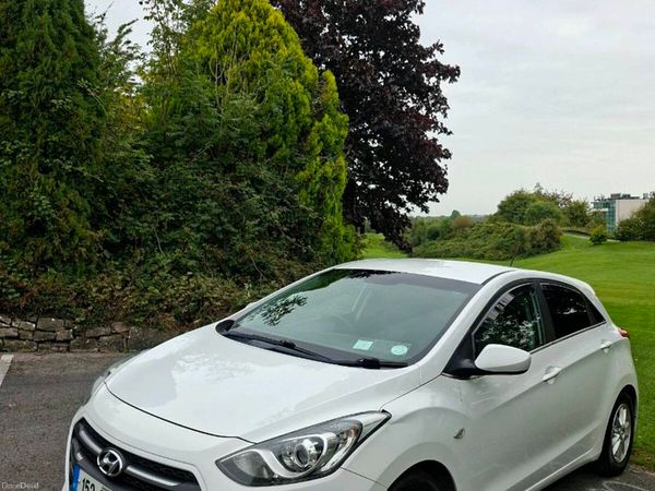 Hyundai i30 Hatchback, Diesel, 2015, White