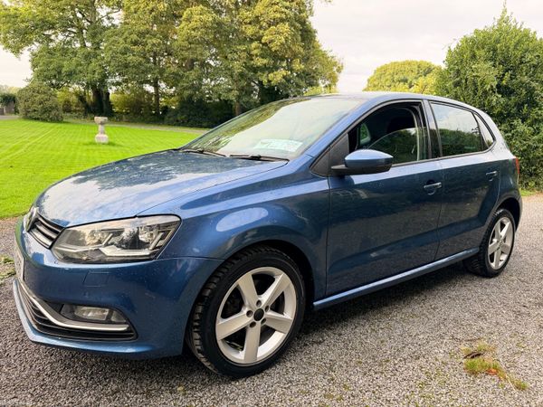 Volkswagen Polo Hatchback, Petrol, 2015, Blue