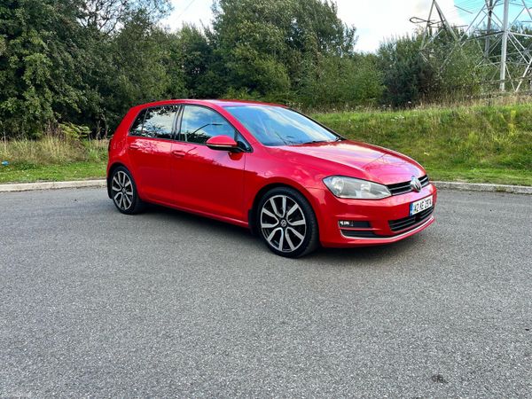 Volkswagen Golf Hatchback, Diesel, 2014, Red