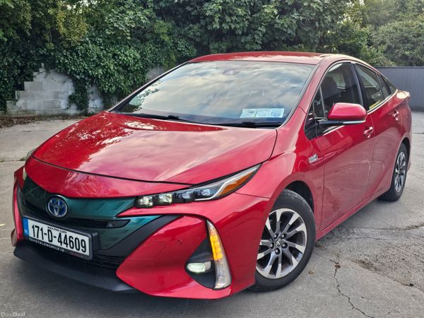 Toyota Prius Hatchback, Petrol Plug-in Hybrid, 2017, Red