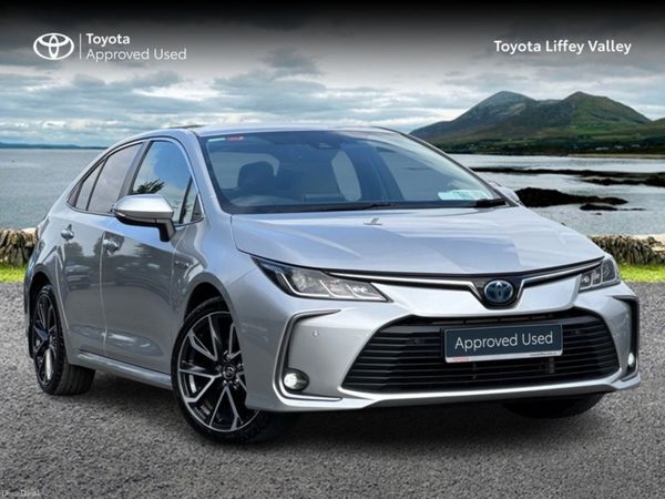 Toyota Corolla Saloon, Petrol Hybrid, 2019, Silver
