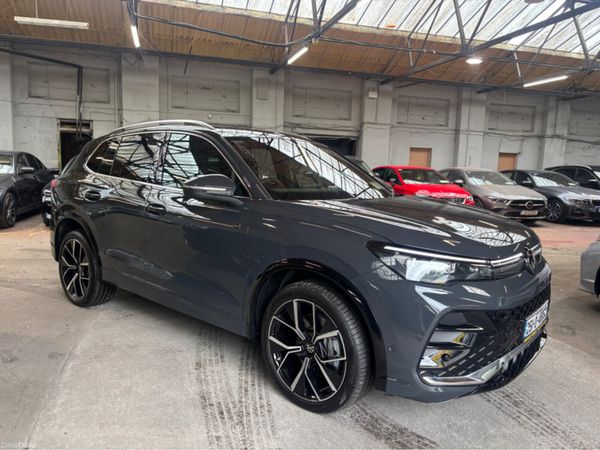 Volkswagen Tiguan SUV, Petrol Plug-in Hybrid, 2025, Grey