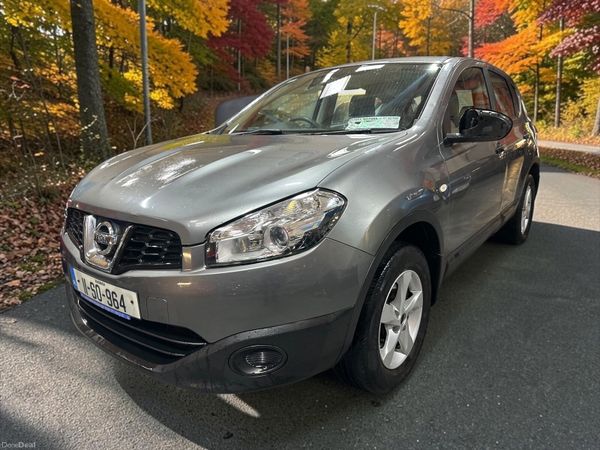 Nissan Qashqai Hatchback, Petrol, 2011, Grey