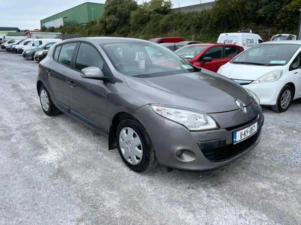 Renault Megane Hatchback, Diesel, 2011, Grey