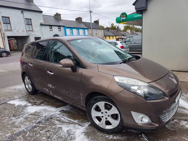 Renault Grand Scenic MPV, Diesel, 2011, Bronze