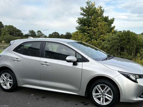 Toyota Corolla Hatchback, Petrol, 2019, Grey