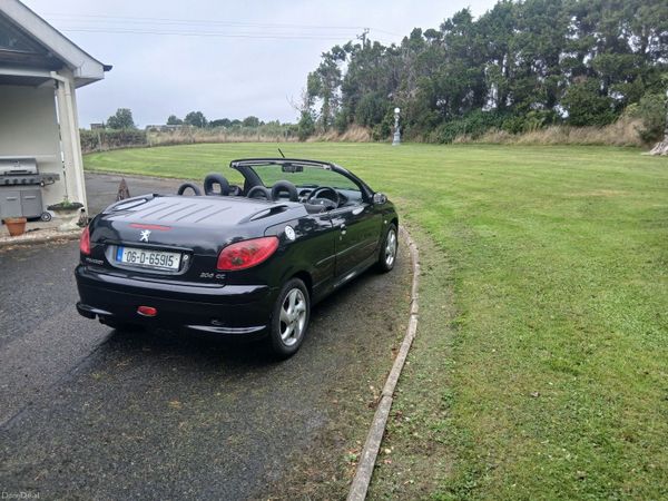 Peugeot 206 Hatchback, Petrol, 2006, Black
