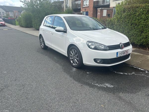 Volkswagen Golf Hatchback, Petrol, 2011, White