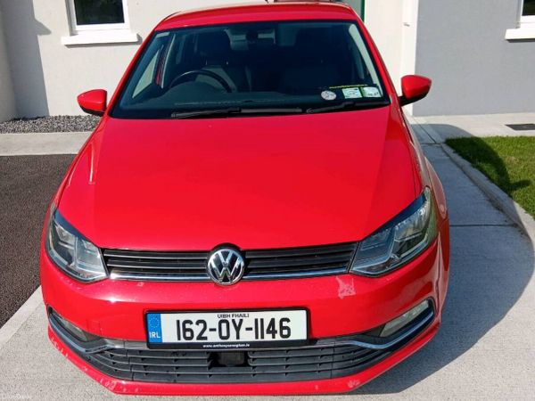 Volkswagen Polo Hatchback, Petrol, 2016, Red