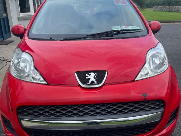 Peugeot 107 Hatchback, Petrol, 2011, Red