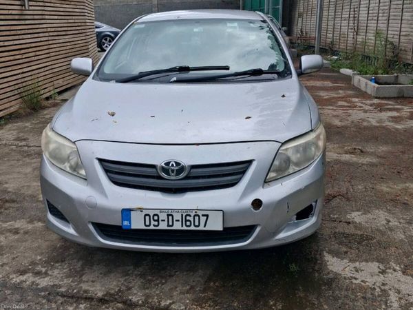 Toyota Corolla Saloon, Diesel, 2009, Silver