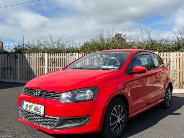 Volkswagen Polo Hatchback, Petrol, 2010, Red