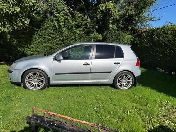 Volkswagen Golf Hatchback, Diesel, 2006, Silver