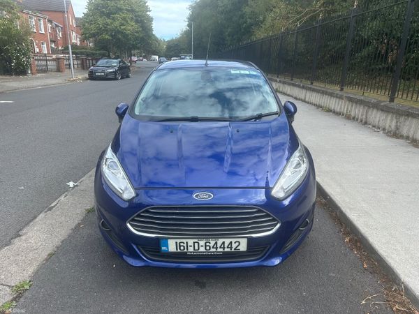 Ford Fiesta Hatchback, Petrol, 2016, Blue