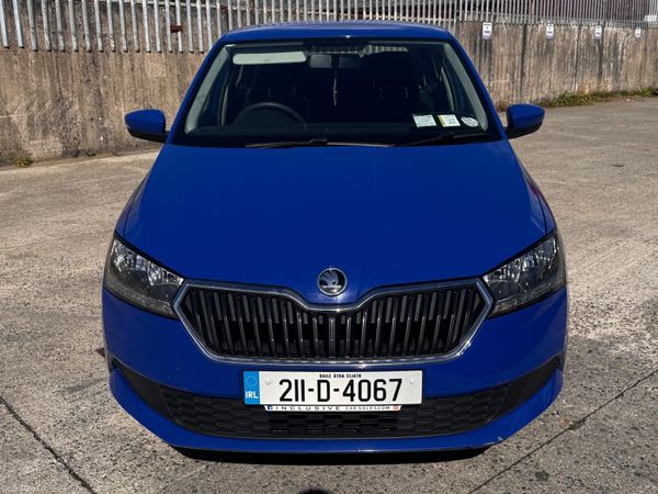 Skoda Fabia Hatchback, Petrol, 2021, Blue