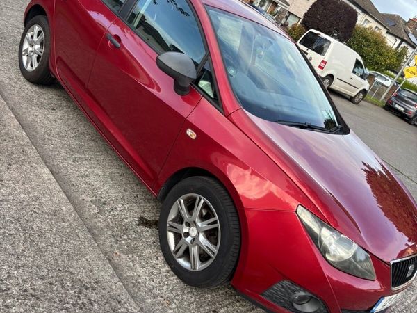SEAT Ibiza MPV, Diesel, 2012, Red