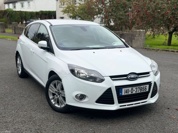Ford Focus Hatchback, Petrol, 2014, White