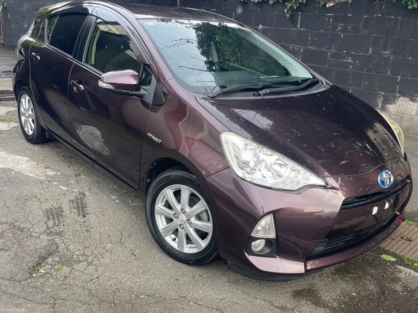Toyota Aqua Hatchback, Petrol Hybrid, 2014, Brown