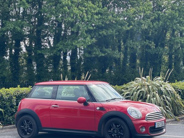 Mini One Hatchback, Petrol, 2013, Red