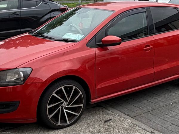 Volkswagen Polo Hatchback, Diesel, 2010, Orange
