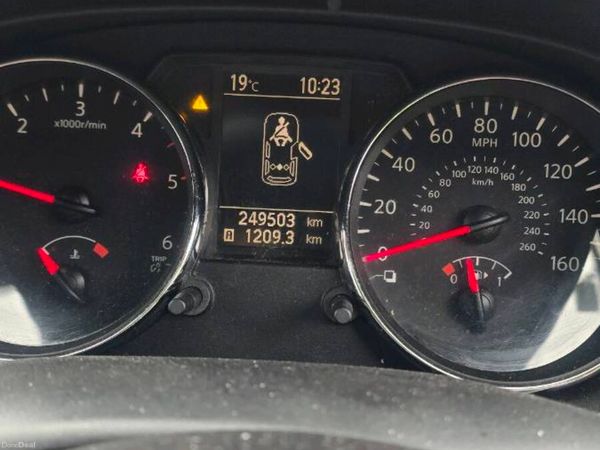 Nissan Qashqai+2 Hatchback, Diesel, 2010, Black