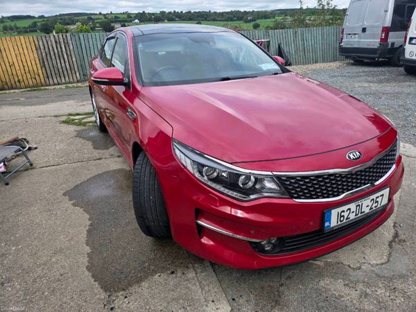 Kia Optima Saloon, Diesel, 2016, Red