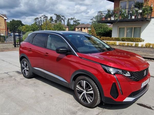 Peugeot 3008 MPV, Petrol, 2021, Red