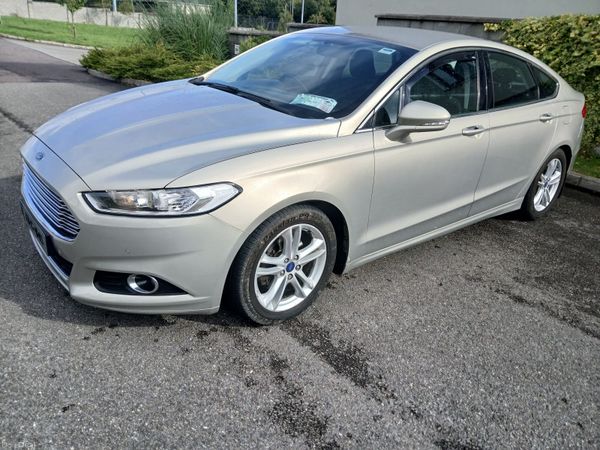 Ford Mondeo Hatchback, Diesel, 2015, Silver